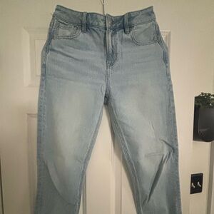 American Eagle Outfitters Light Blue High Rise Mom Jeans